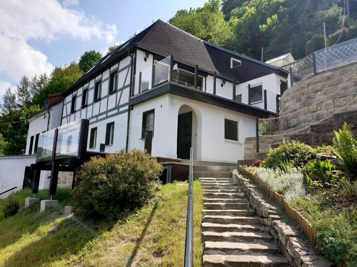 Saechsische-Schweiz-Ferienhaus-Wohnung-2-Mit-Hervorragendem-Panoramablick-Ueber-Das-Elbtal Konigstein an der Elbe Luaran gambar